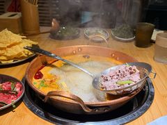 -洱火云南酸菜牛肉火锅(石景山当代商城店)