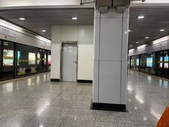 -芳华路(地铁站)