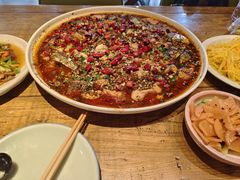 -麻辣总动员·川派海鲜·现炒浇头面·自贡菜(五彩城店)