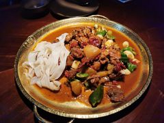 新疆大盘鸡-楼兰新疆主题餐厅(悠方店)
