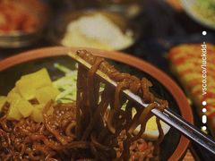 -弘益铭家九炙社韩国烤肉料理(尚美店)