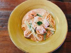 奶油三文鱼芦笋细面-SISTERS BAR RESTAURANT川意酒馆(嘉善老市H楼店)