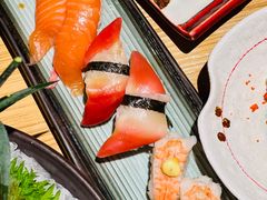 -花和海鲜自助(梅江店)