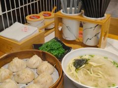 -馋三尺蟹粉小笼(人民广场店)