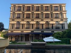 -伯衡55·吉品轩(乌鲁木齐南路店)