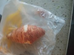 曲奇牛角-味多美蛋糕(看丹桥店)