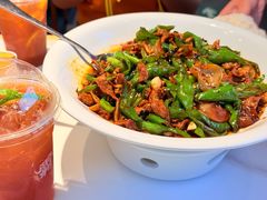 湖南土辣椒炒肉-霸蛮湖南菜·牛肉粉(荣京西街店)