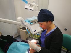 -岳辰齿科(浦东长泰店)