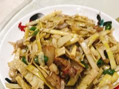-缺牙山山庄