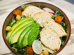 牛油果鸡胸肉沙拉-农畉LONFOOD(福田星河COCOPark店)