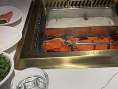 -洪焱重庆老火锅(万福花园店)