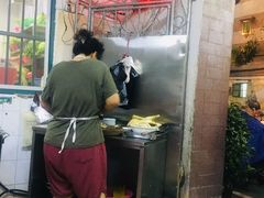 大堂-海口滨海新村143号海南老字号炒菜店