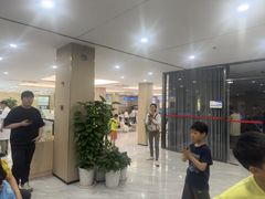 -上海大学附属上海和平眼科医院