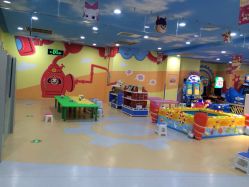 -孩子王童乐园(洛阳万达店)