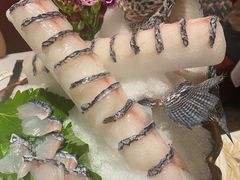 -泓炙颐凤鲜海鲜火锅料理(桐乡店)