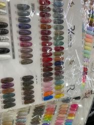 -花岐款式专研健康美甲沙龙