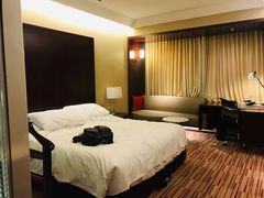 -上海龙之梦万丽酒店