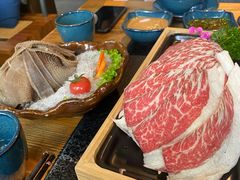 -湊湊火锅·茶憩(南京东路悦荟店)