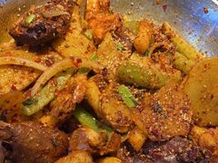 -嘎嘎鸭下巴·爆辣干锅(明教寺店)