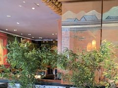 -八府香鸭·啫啫煲(华山路店)