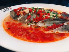 剁椒鱼头-上名堂·鱼头好吃(体育场路店)