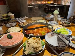 -旧街市鲜货老火锅(大光路店)