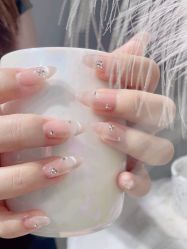 -尤米一站式美甲美睫