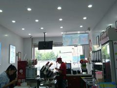 -沪上阿姨鲜果茶(陇海步行街店)