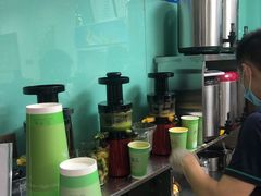 -九里香奶茶果汁(碧湖店)
