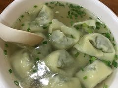 -潘国仙耳光馄饨(黄家阙路店)