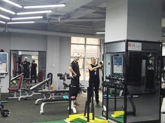 -CXFIT 陈徐健身工作室(凯旋店)