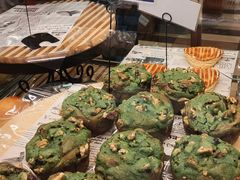抹茶核桃黑巧包-都恩客(高岛屋百货店)