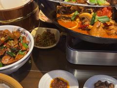 -富正毅三下锅·湘西韵味(天门山索道店)