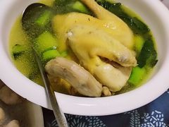 草鸡汤-唔呶喔哩酒家(生产街店)