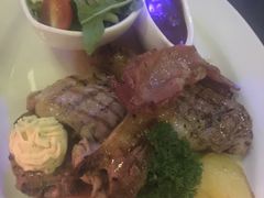 -DiAtas by Art Cafe Bumbu Bali