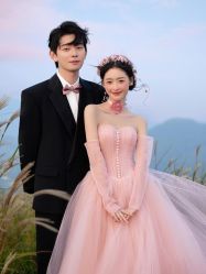 -蒙娜丽莎婚纱摄影(爱城总店)