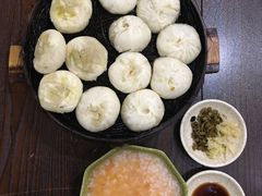 -舒小笼松针小笼包