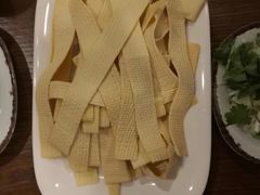 -万里闯关东铁锅炖菜馆(高新旗舰店)