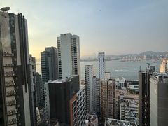 -香港华美达海景酒店