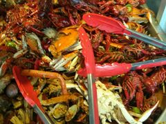 -鑫海汇海鲜烤肉火锅自助(七彩城店)