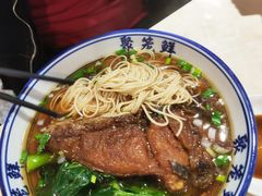 -聚笼鲜美食(凤凰街店)