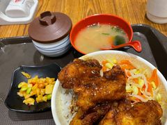 黑椒香骨鸡肉丼-食其家·牛丼咖喱(金桥太茂店)