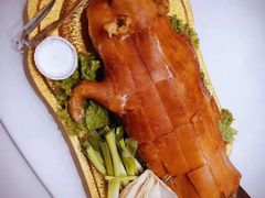 鸿运乳猪-老船夫婚宴婚庆会馆(延吉路店)