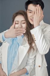 -蒙太奇婚纱摄影(万达店)