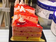 草莓毛士-蜂蝶来饼店(拱北总店)