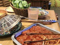 -洱火云南酸菜牛肉火锅(石景山当代商城店)