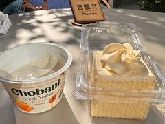 -红宝石·鲜奶小方·海派西点房(长阳店)