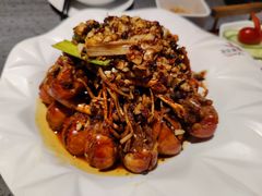 蒜香小龙虾-虾胡闹龙虾馆(湄南河店)