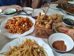 -鑫巴蜀小镇 · 水煮鱼专研店(玉桥店)