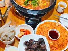 -喇喇排骨火锅·传统韩式脊骨汤(望京西园总店)